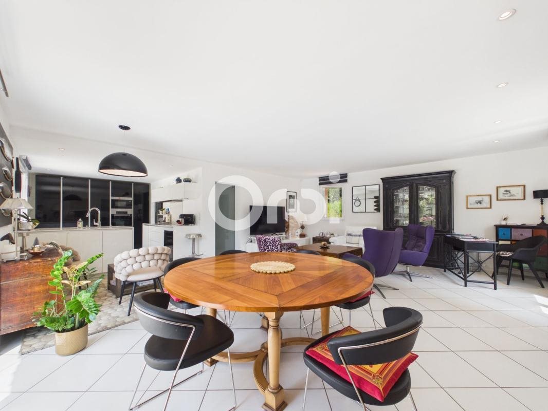 Maison à vendre, 138m², Bagnols-en-Forêt
