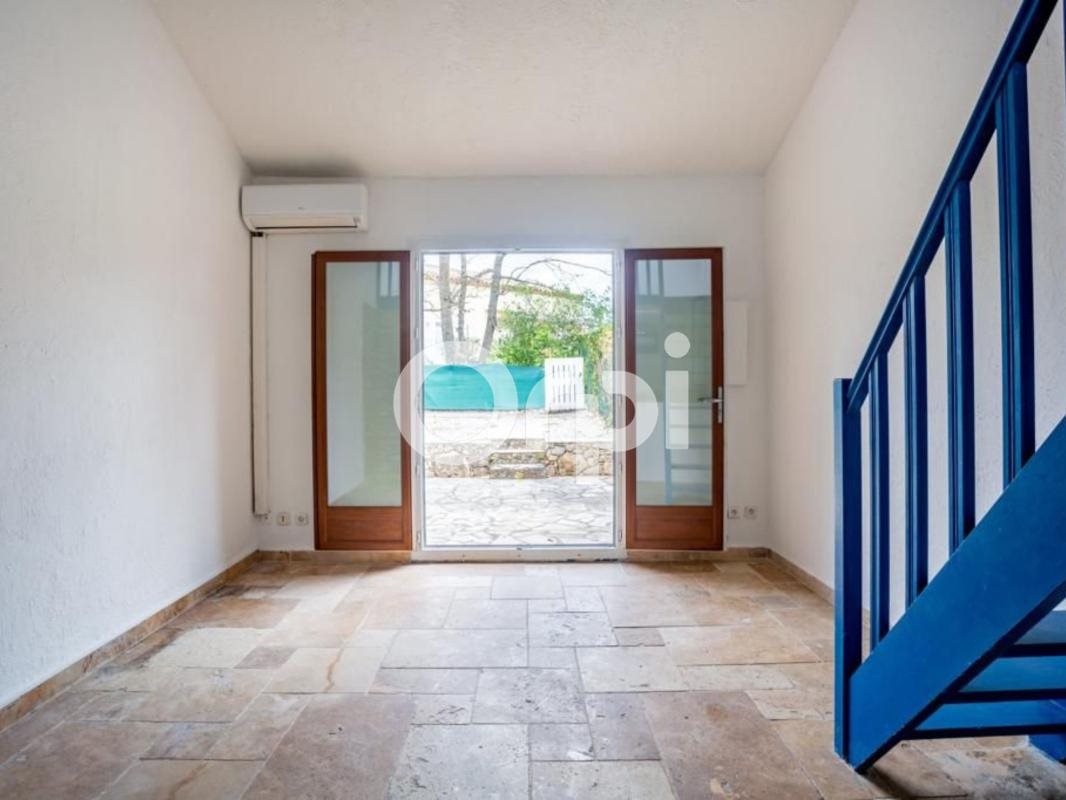 Maison à vendre, 28m², Tourrettes