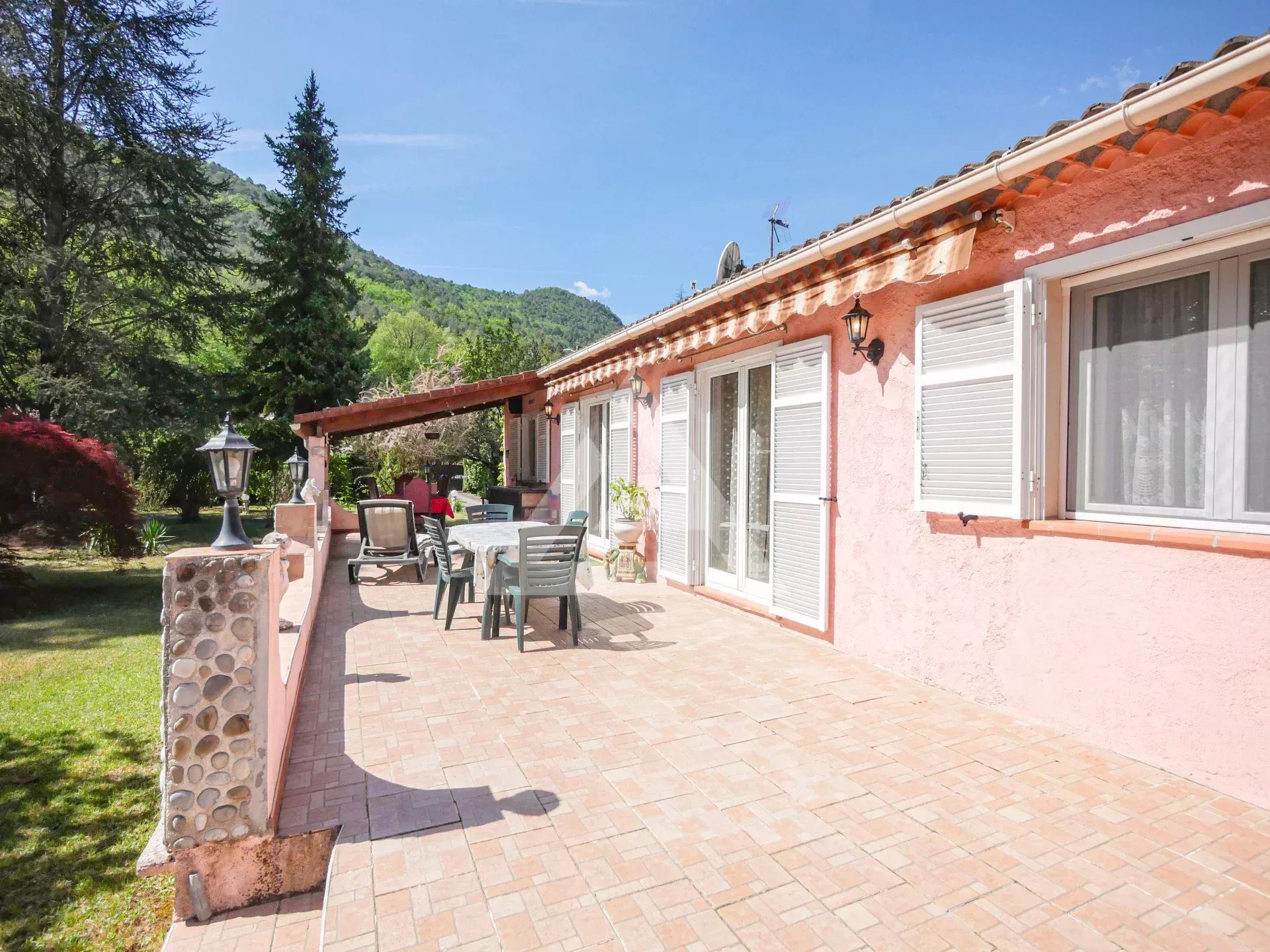 Maison à vendre, 83m², Sospel