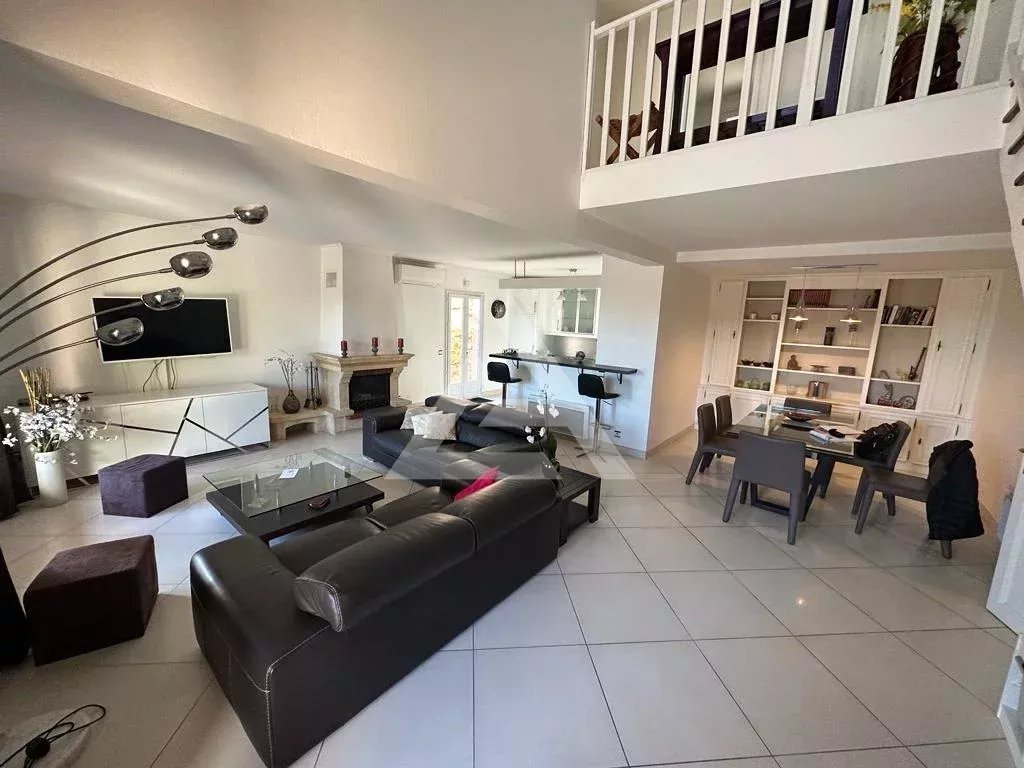 Maison à louer, 131m², La Turbie