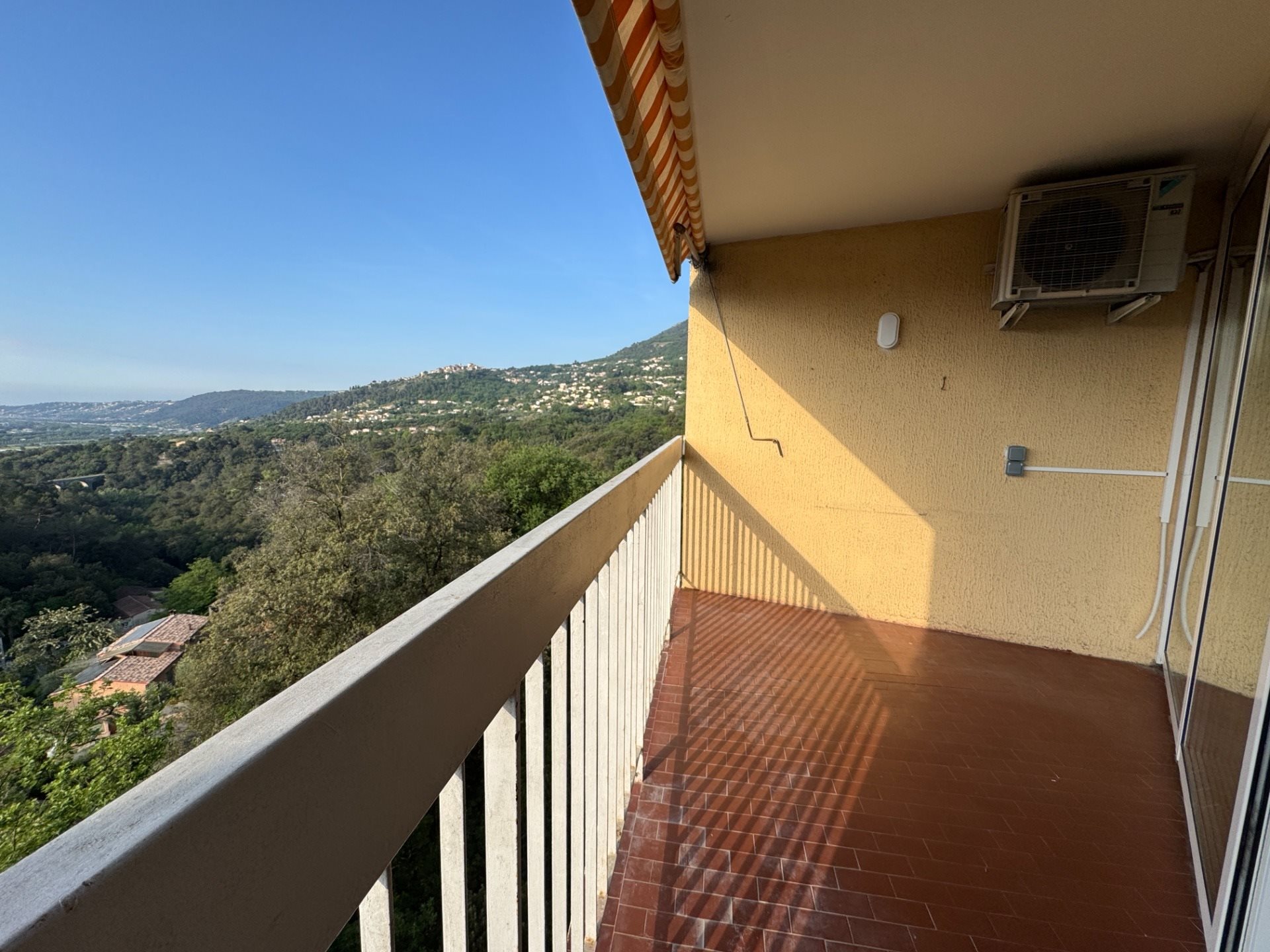 Appartement à vendre, 83m², Carros