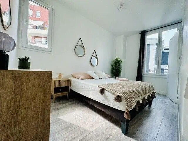 Appartement à louer, 70m², Issy-les-Moulineaux
