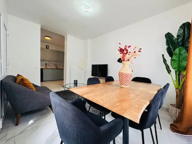 Appartement à louer, 78m², Issy-les-Moulineaux