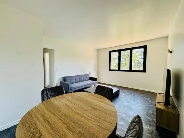 Appartement à louer, 47m², Saint-Maurice