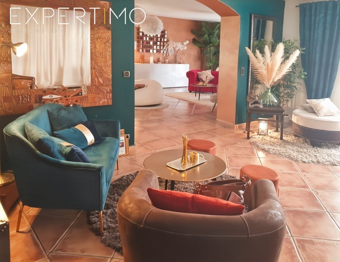 Maison à vendre, 334m², Rousset