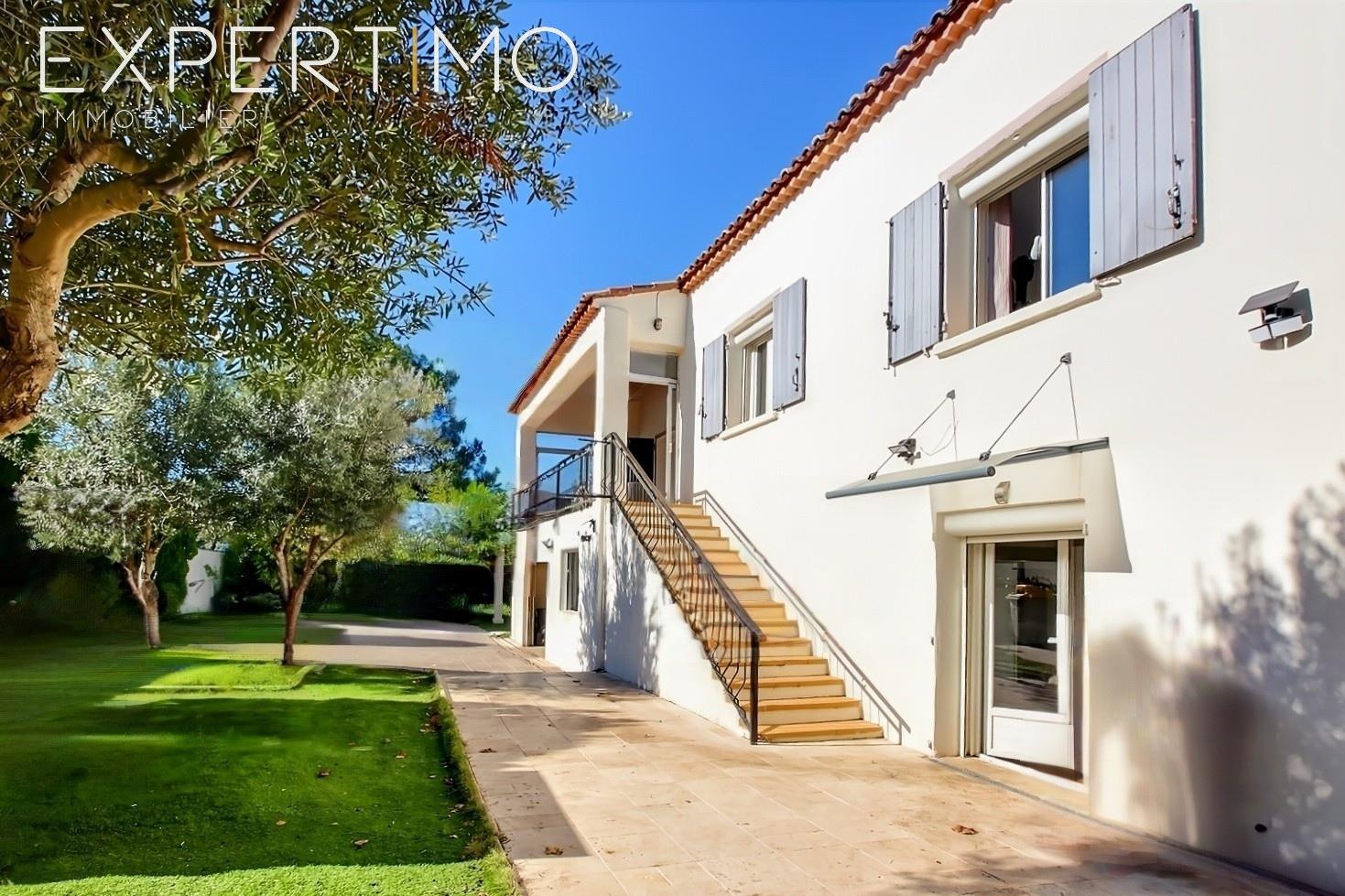 Maison à vendre, 164m², Châteauneuf-le-Rouge