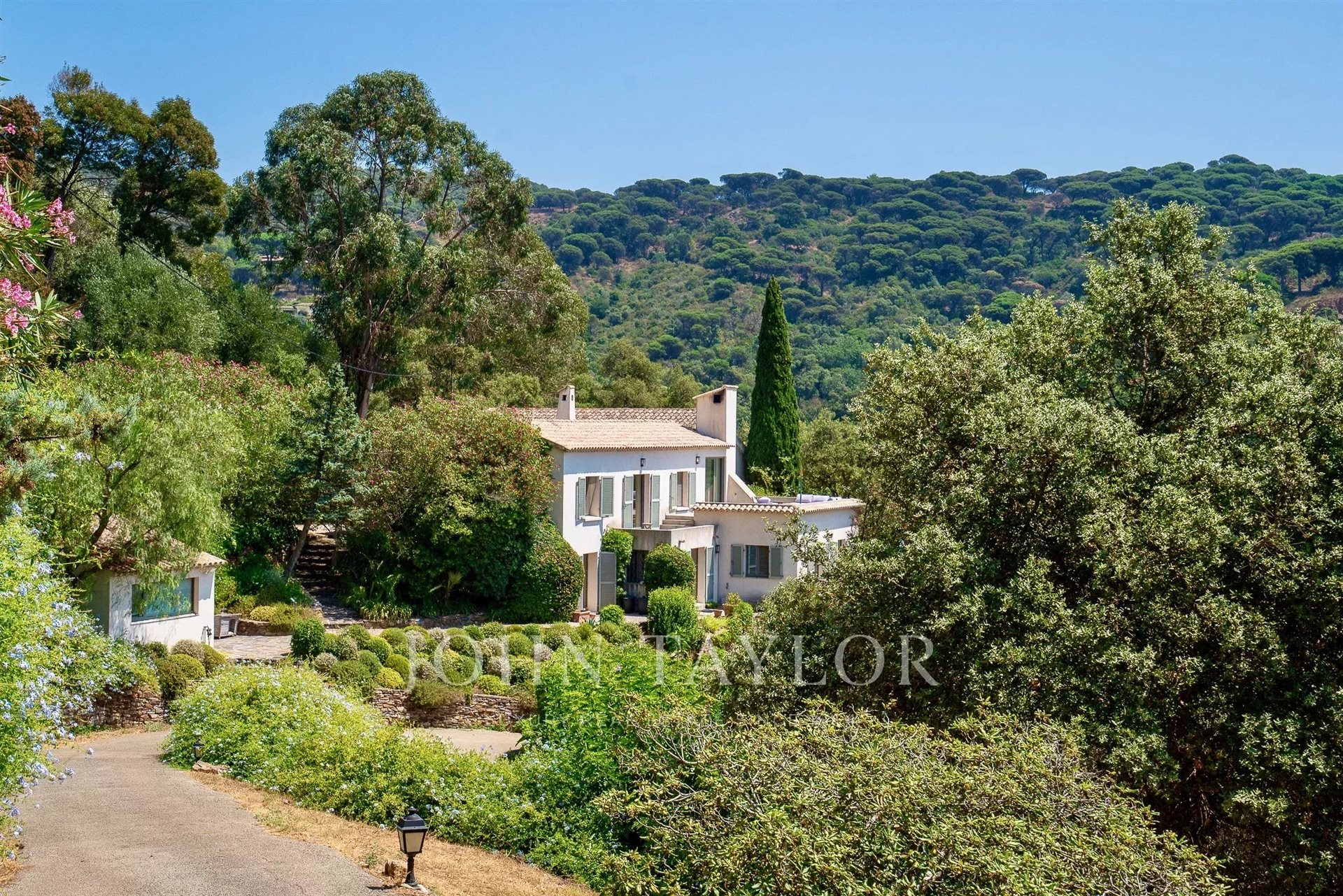 Maison à vendre, 400m², La Croix-Valmer