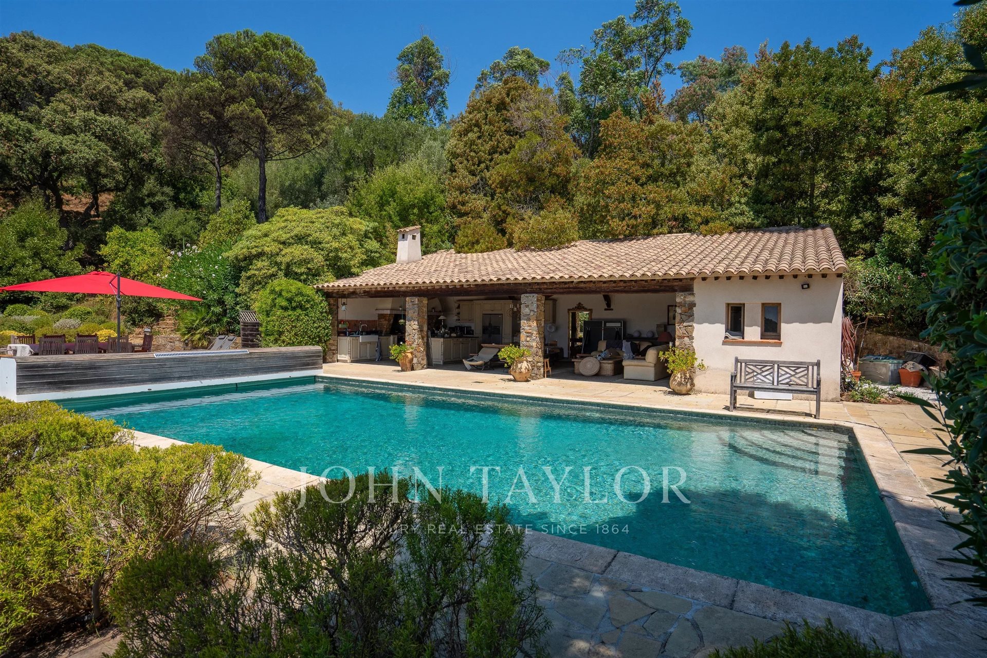 Maison à vendre, 400m², La Croix-Valmer