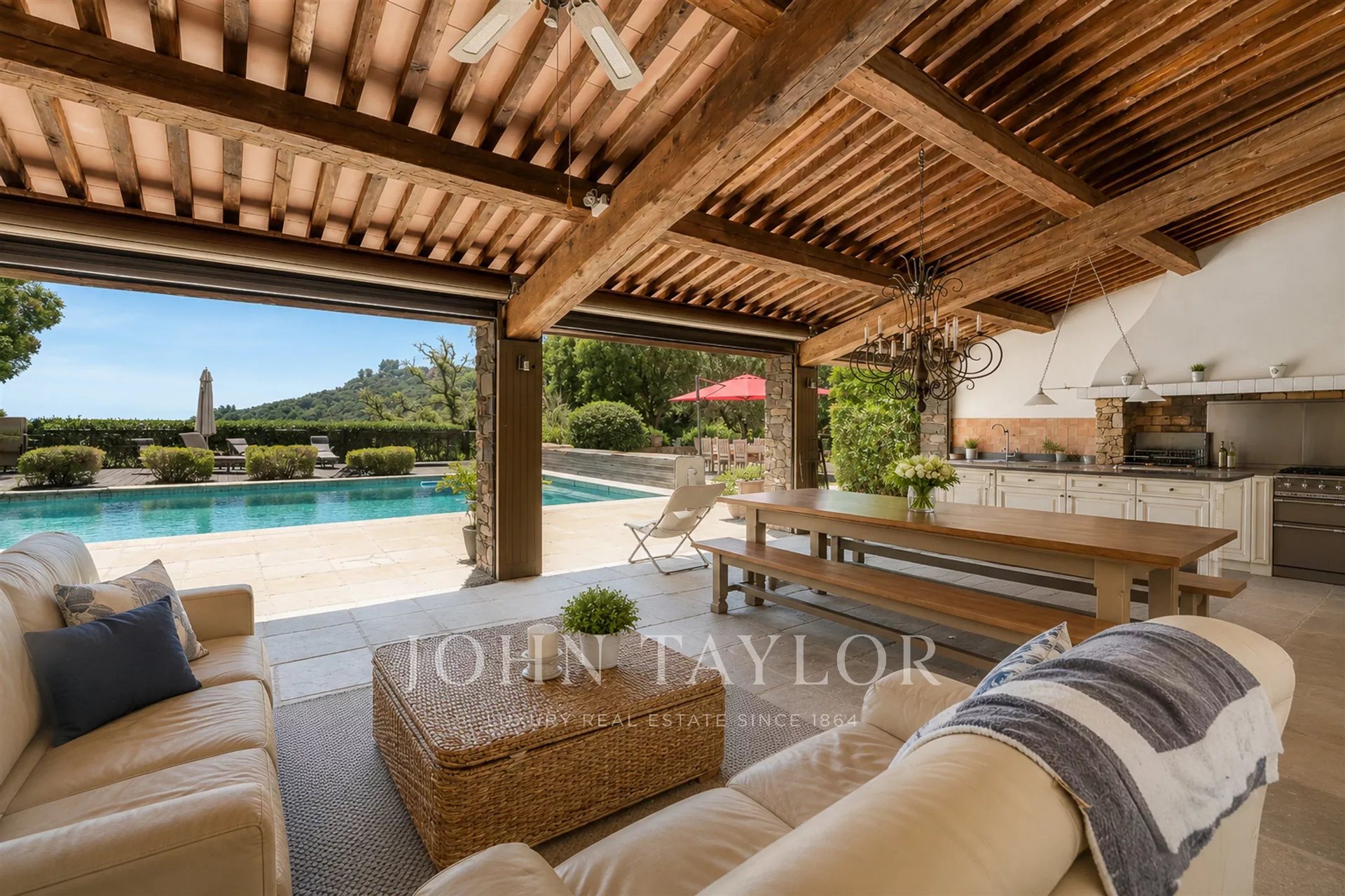 Maison à vendre, 400m², La Croix-Valmer
