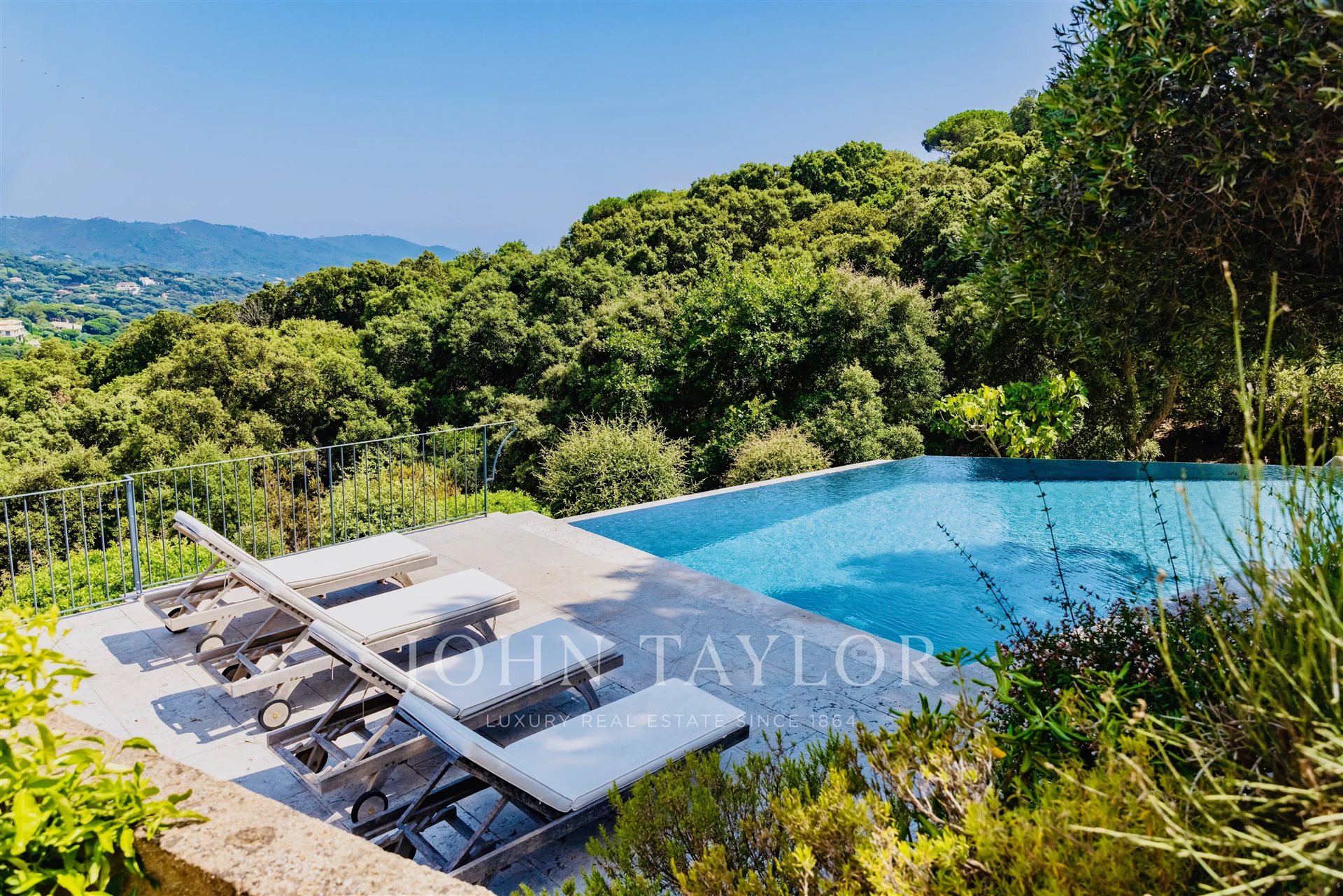 Maison à vendre, 190m², La Croix-Valmer