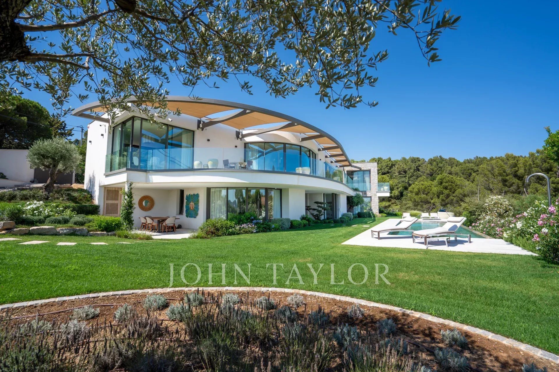 Maison à vendre, 412m², Cavalaire-sur-Mer