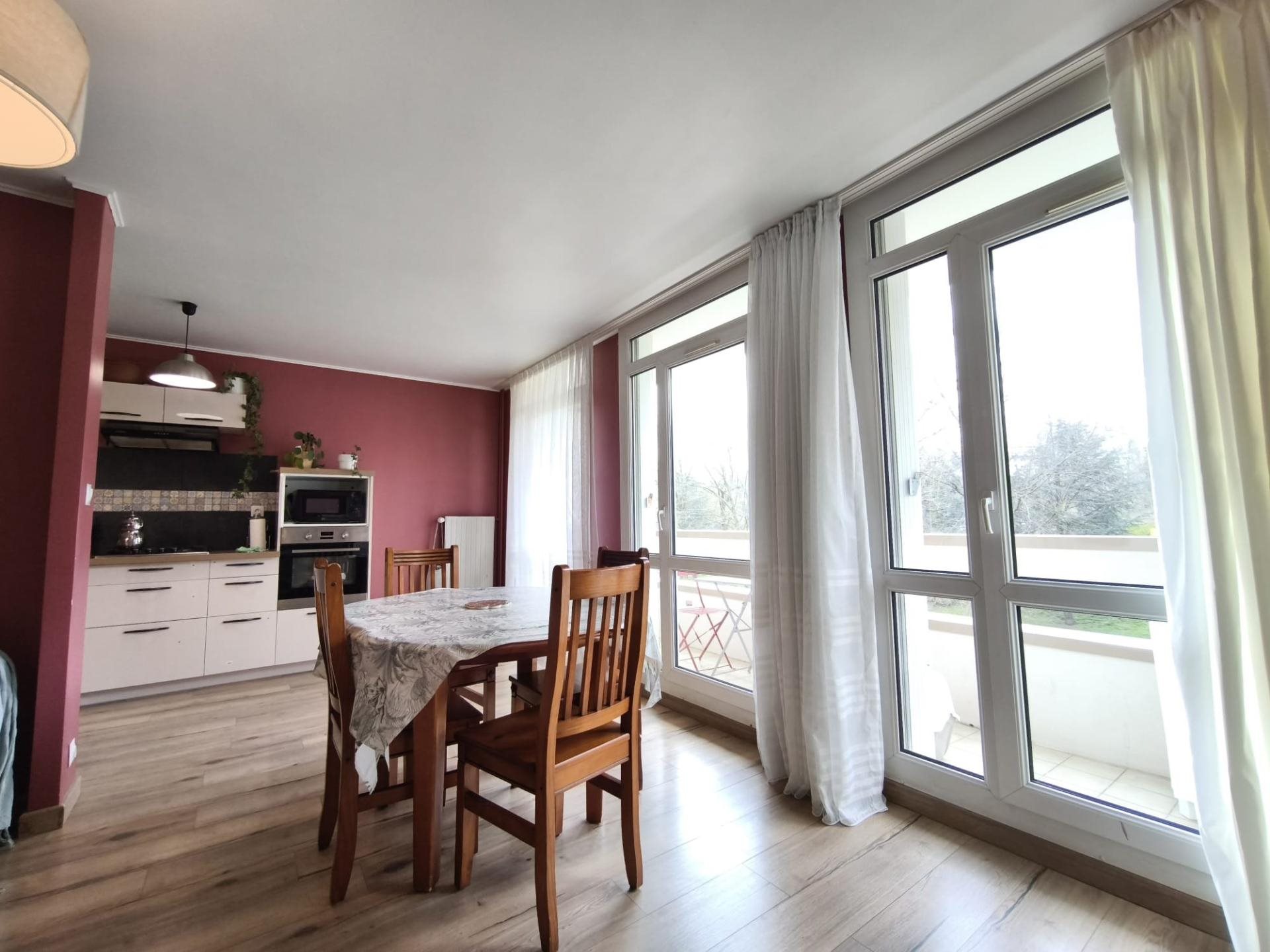 Appartement à vendre, 74m², Saint-Étienne