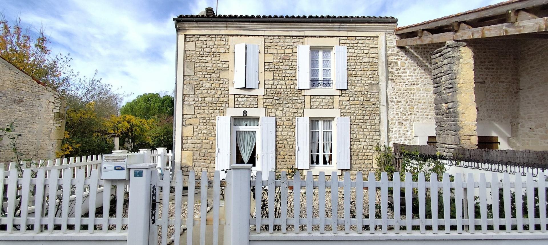 Maison à vendre, 112m², Poursay-Garnaud