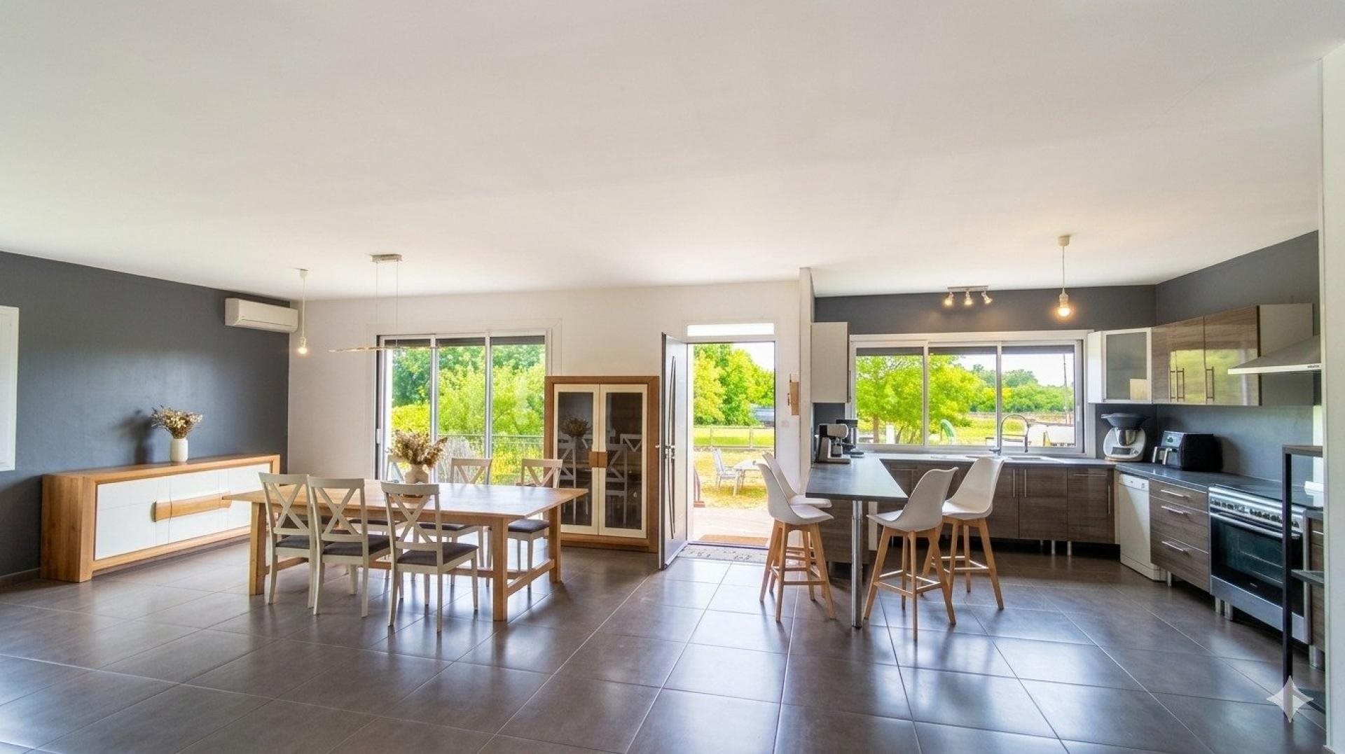 Maison à vendre, 175m², Saint-Jean-d'Angély