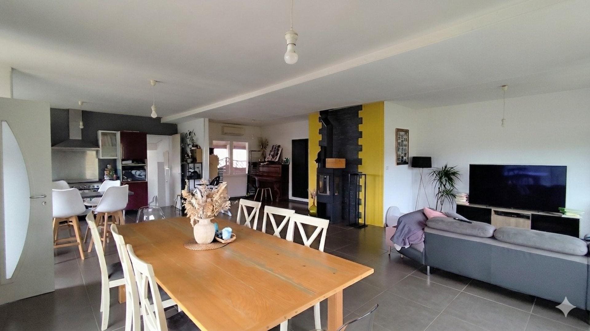 Maison à vendre, 175m², Saint-Jean-d'Angély