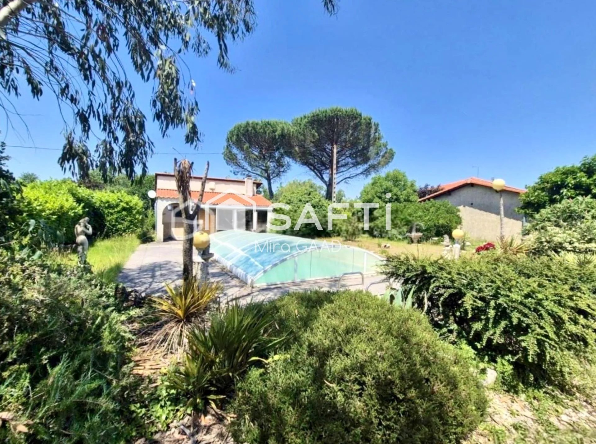 Maison à vendre, 140m², Saint-Sulpice-la-Pointe