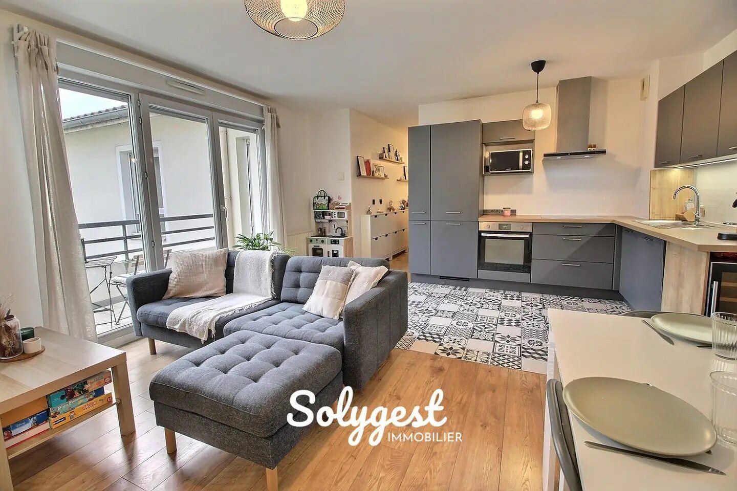Appartement à vendre, 61m², Décines-Charpieu