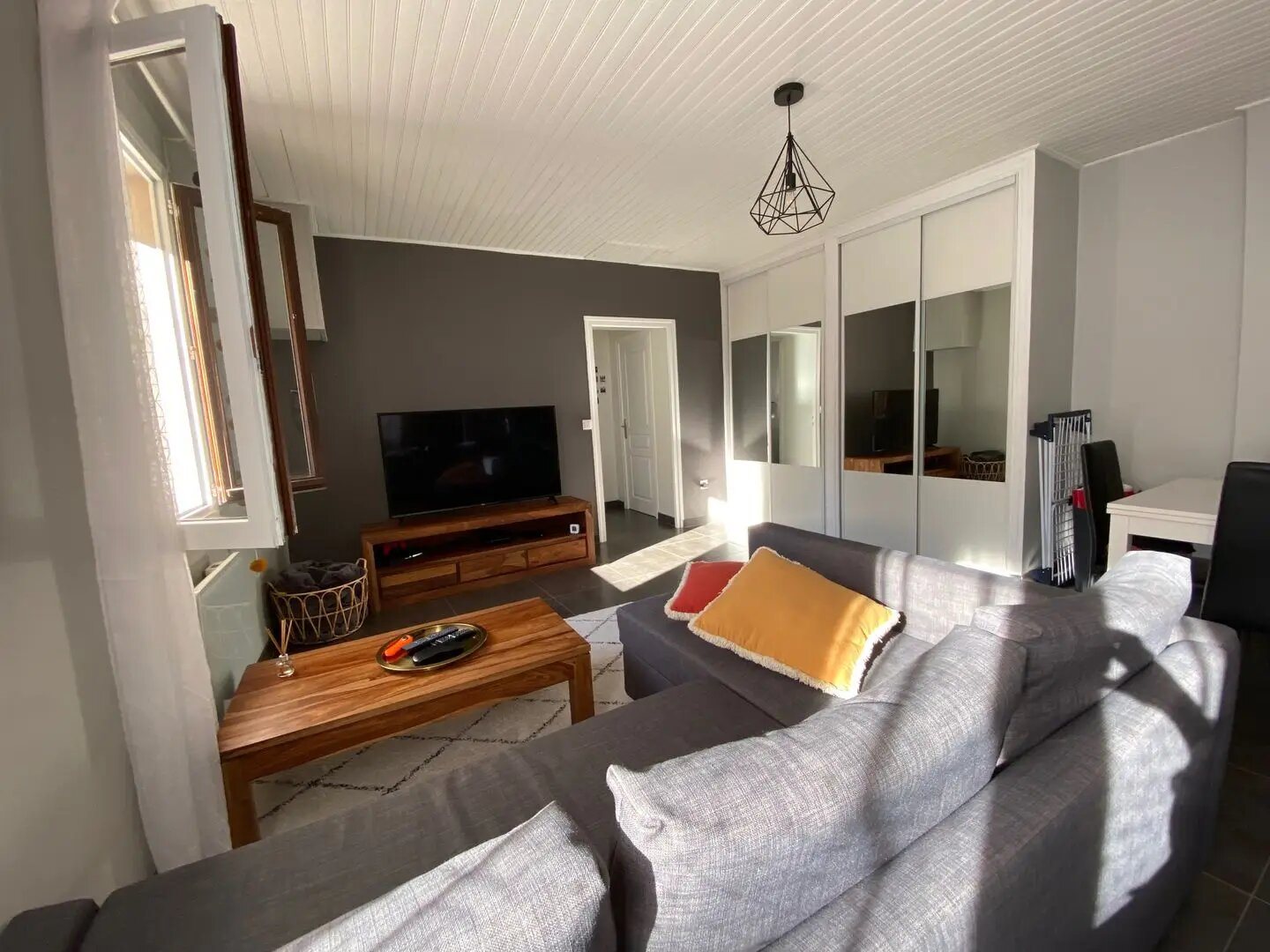 Appartement à louer, 44m², Saint-Genis-Laval