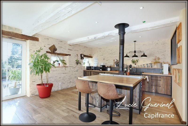 Maison à vendre, 188m², Rougé