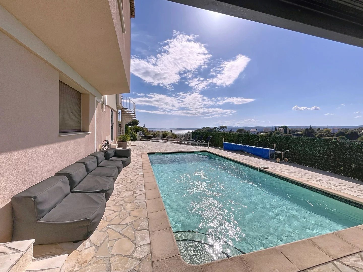 Maison à vendre, 244m², Saint-Laurent-du-Var