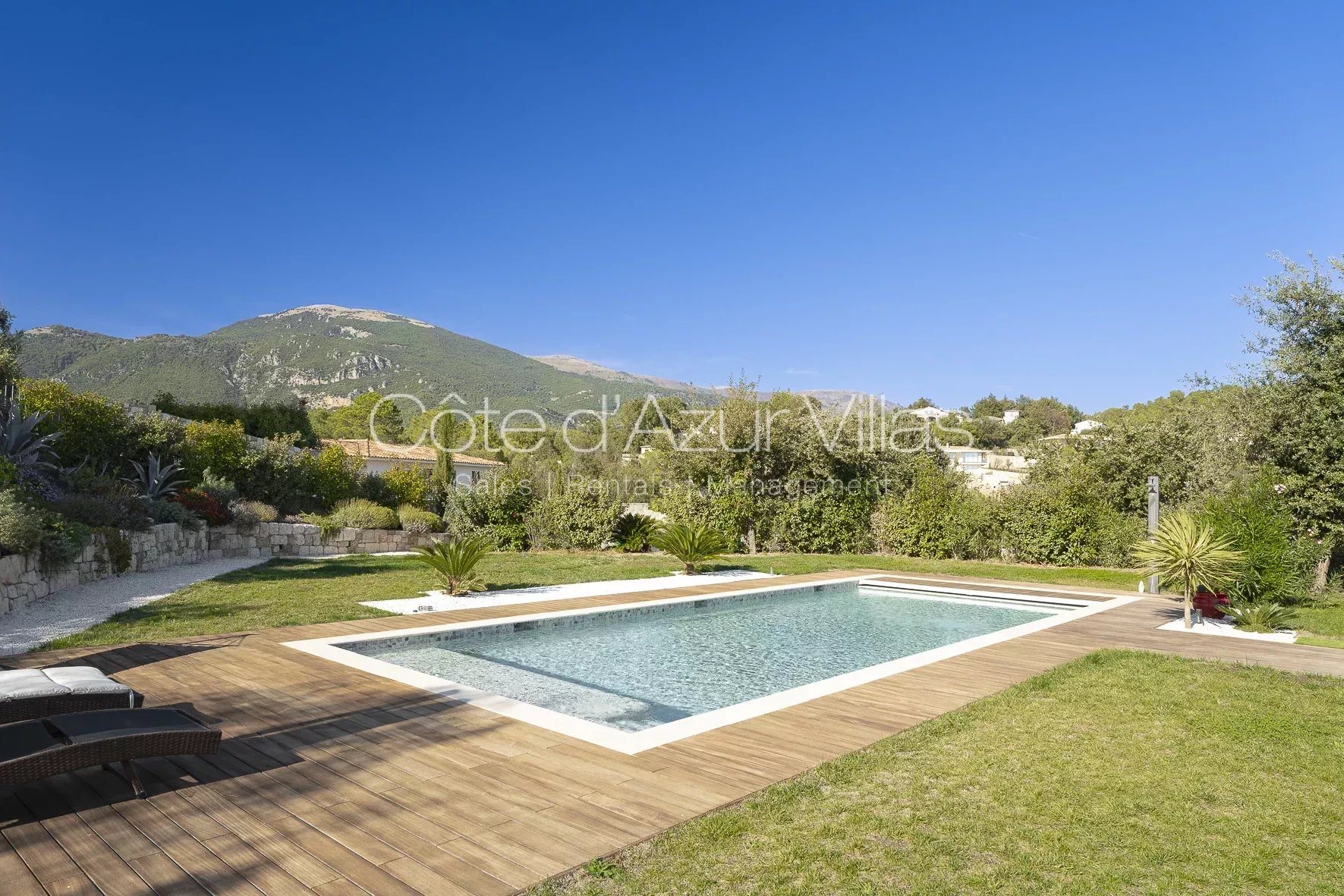 Maison à vendre, 312m², Roquefort-les-Pins