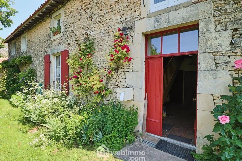 Maison à vendre, 295m², Sommières-du-Clain