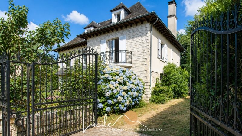 Maison à vendre, 277m², Saint-Sornin-Lavolps