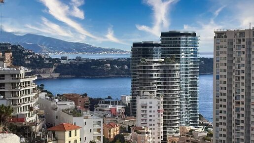 Appartement 6 pièces 184 m² · à Beausoleil · 184 m² · 2 700 000 €