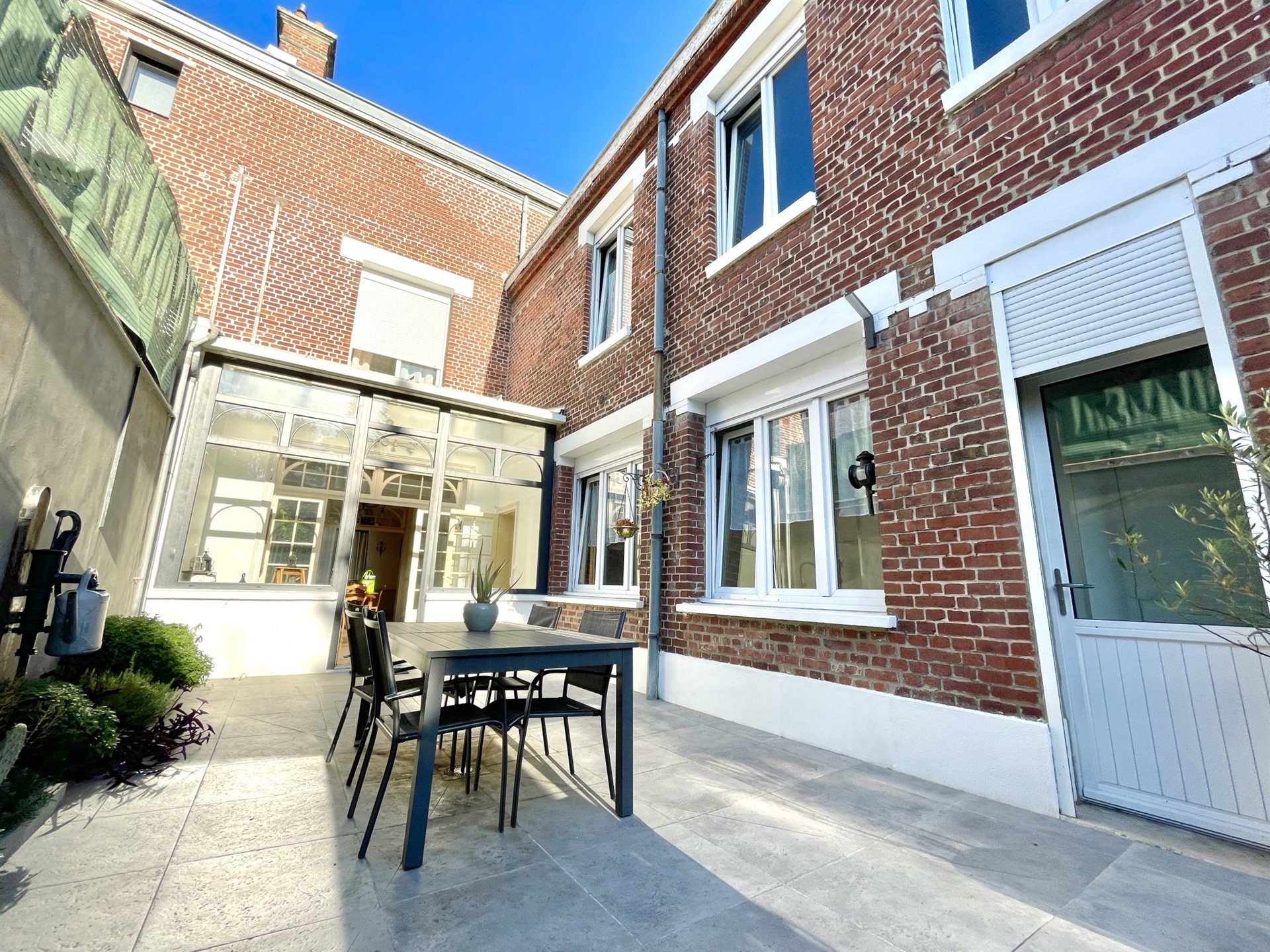 Maison à vendre, 215m², Saint-Quentin