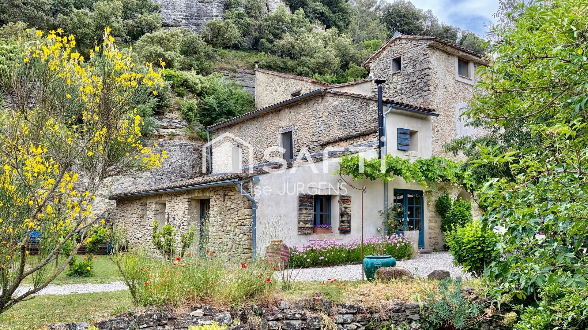Maison à vendre, 351m², Le Beaucet