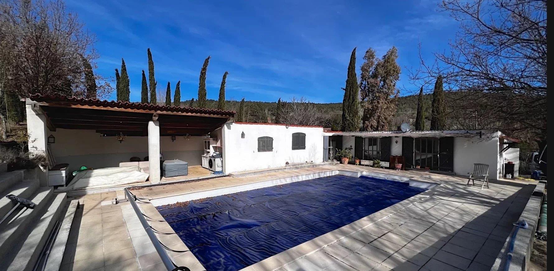 Maison à vendre, 240m², Villecroze