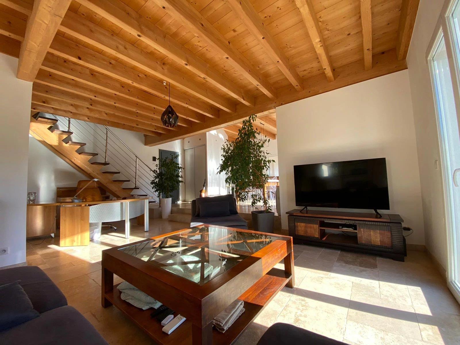 Maison à vendre, 155m², Salernes