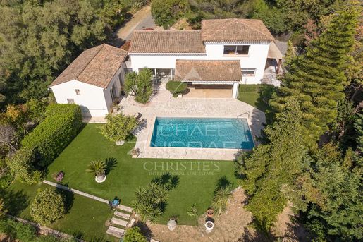 Maison 6 pièces 192 m² · à Antibes · 192 m² · 1 490 000 €