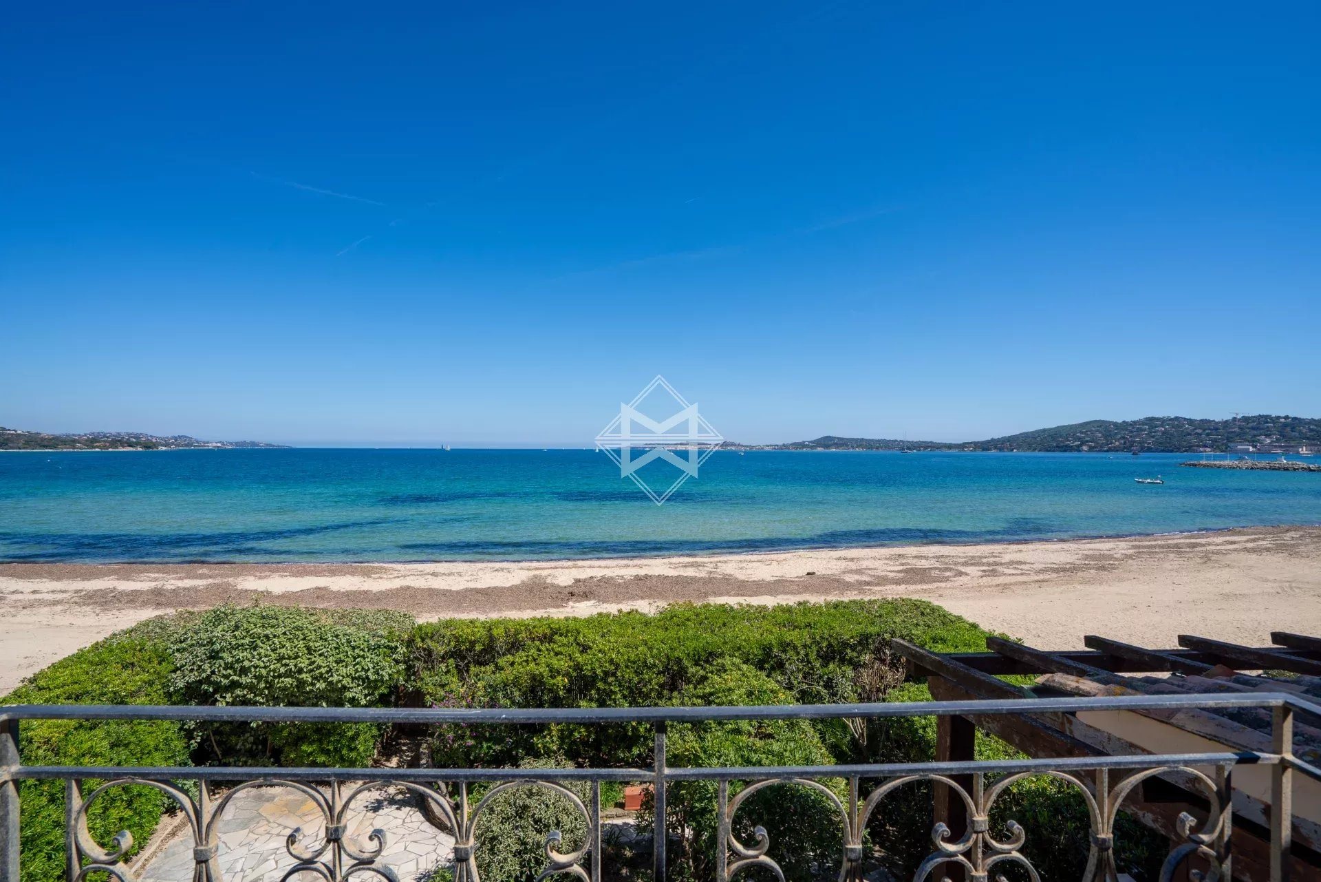 Maison à vendre, 240m², Grimaud
