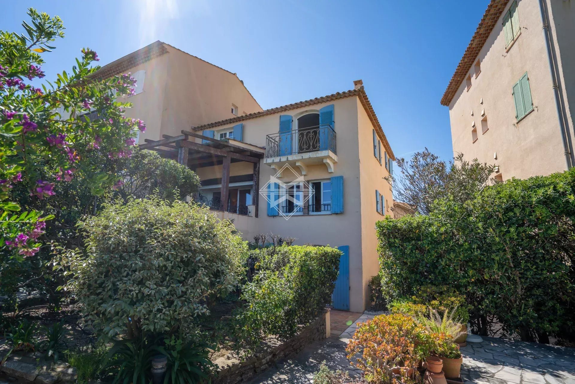 Maison à vendre, 240m², Grimaud