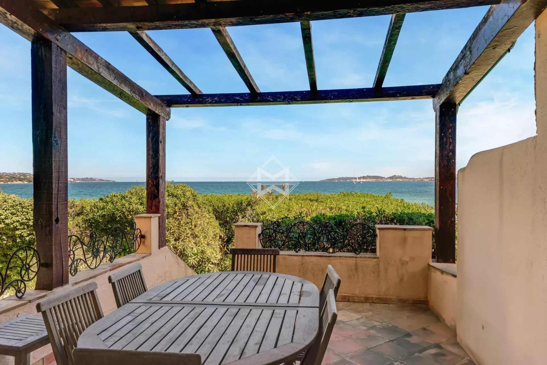 Maison à vendre, 240m², Grimaud