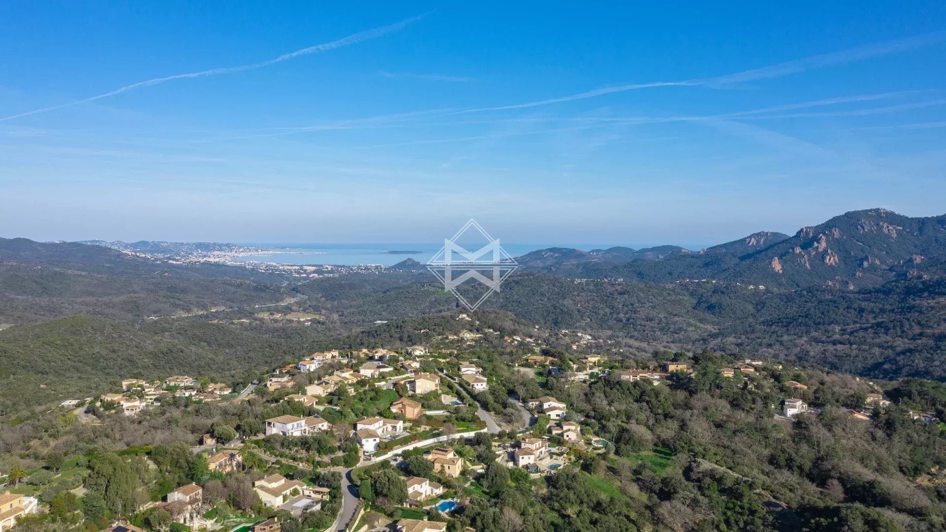 Maison à vendre, 237m², Les Adrets-de-l'Estérel