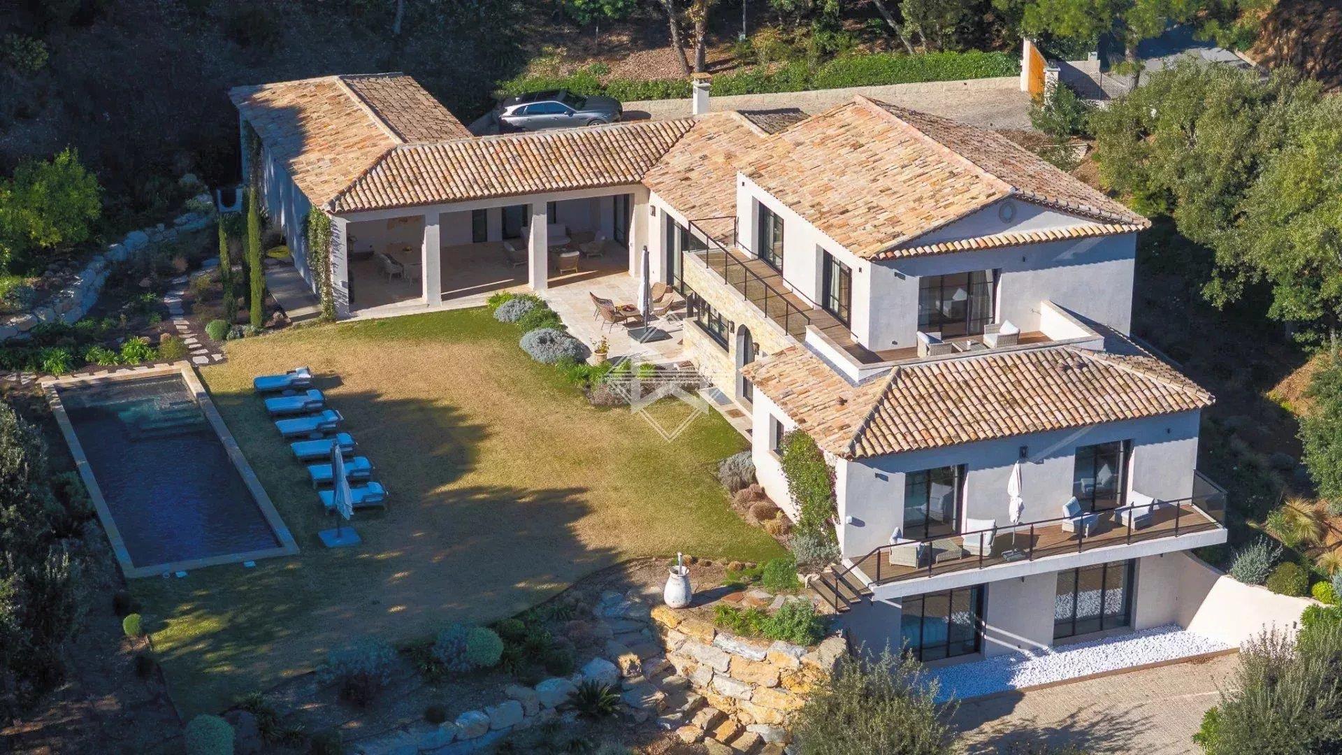 Maison à vendre, 352m², La Croix-Valmer