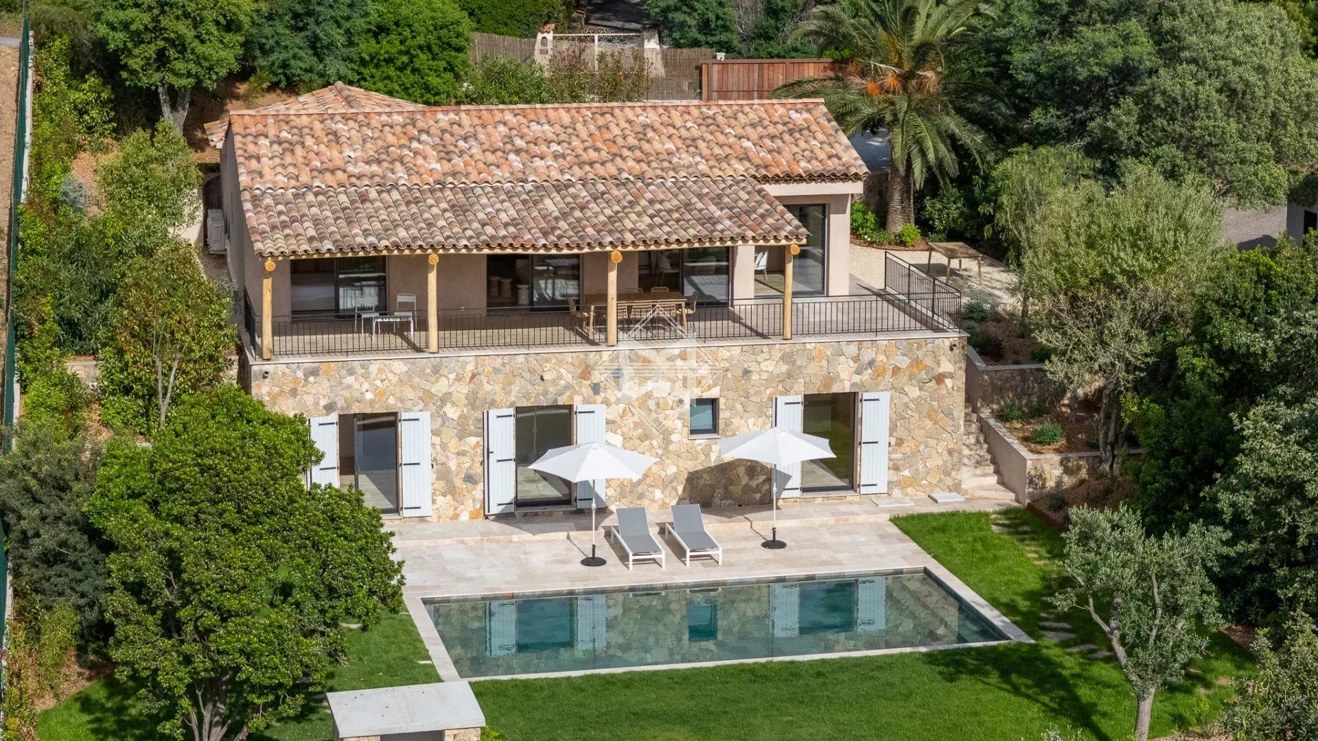 Maison à vendre, 180m², La Croix-Valmer