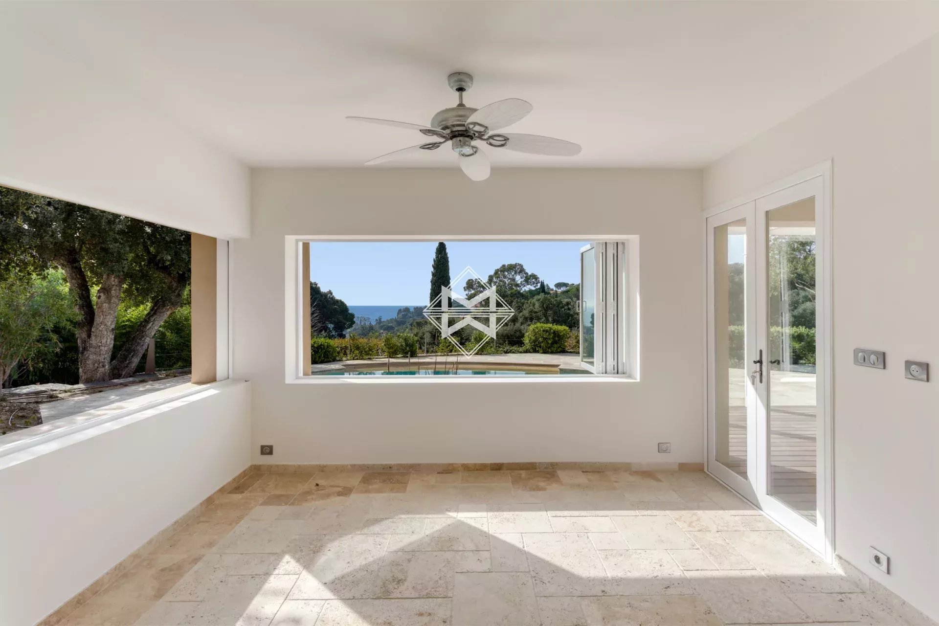Maison à vendre, 200m², La Croix-Valmer