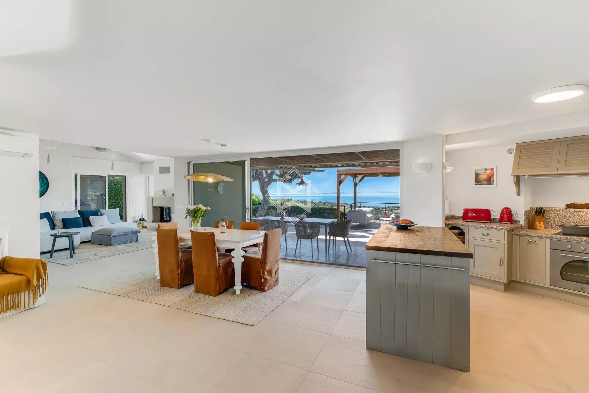 Maison à vendre, 220m², La Croix-Valmer