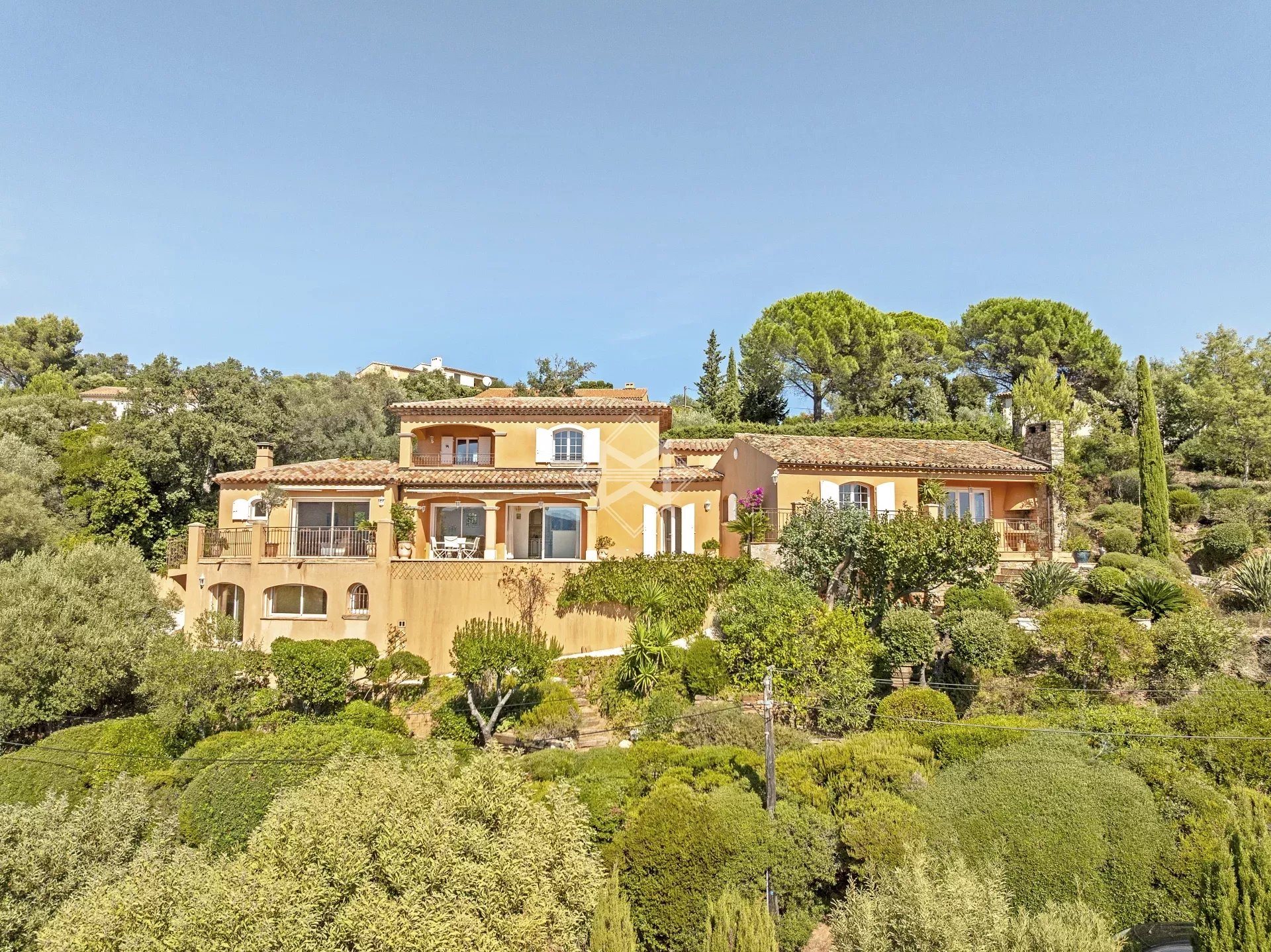 Maison à vendre, 230m², La Croix-Valmer