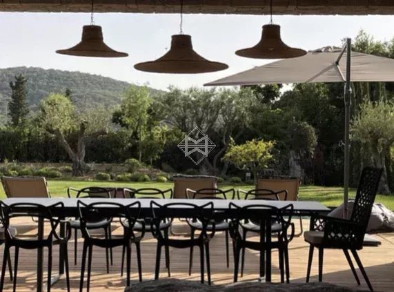 Maison à vendre, 300m², Saint-Tropez