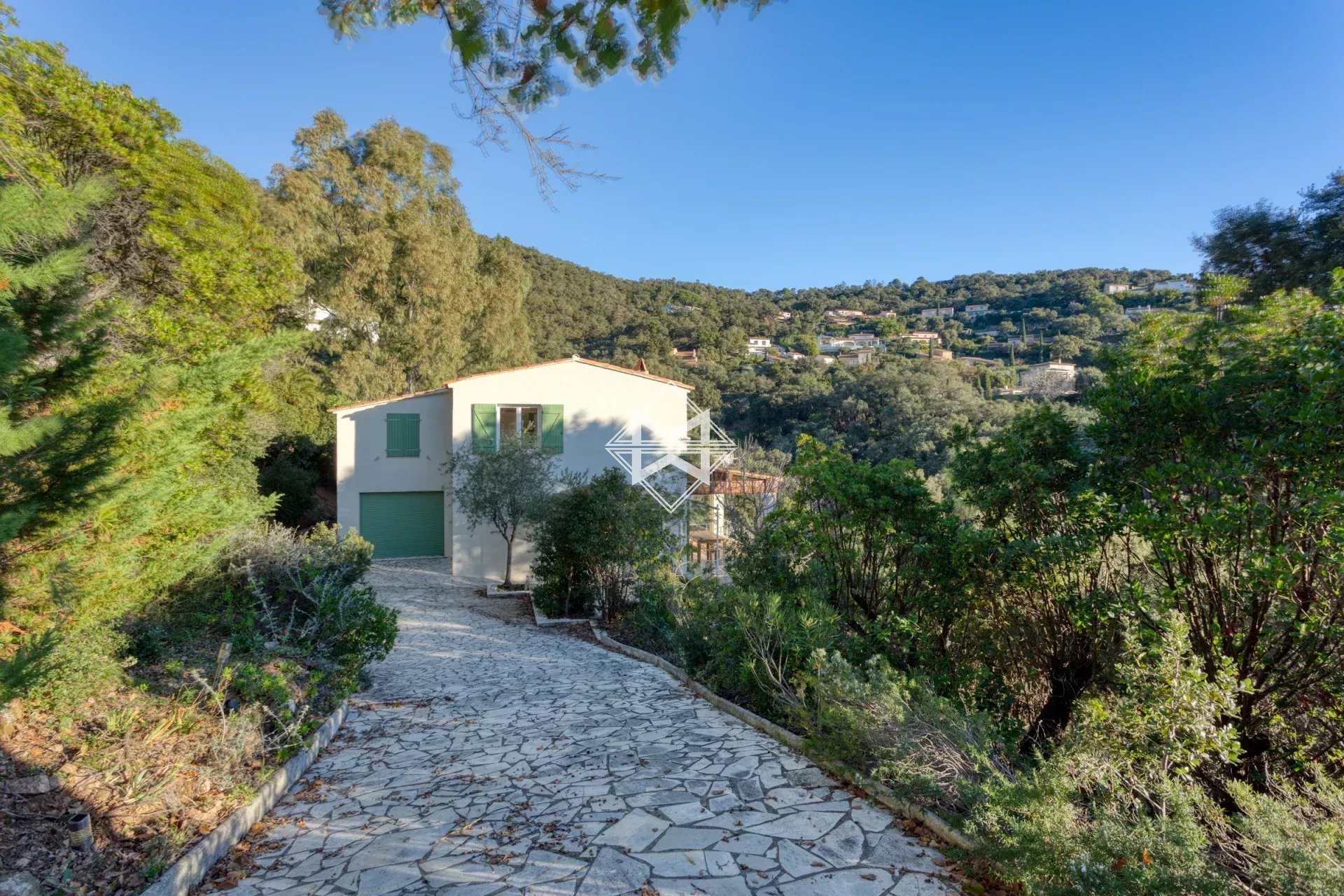 Maison à vendre, 180m², La Croix-Valmer