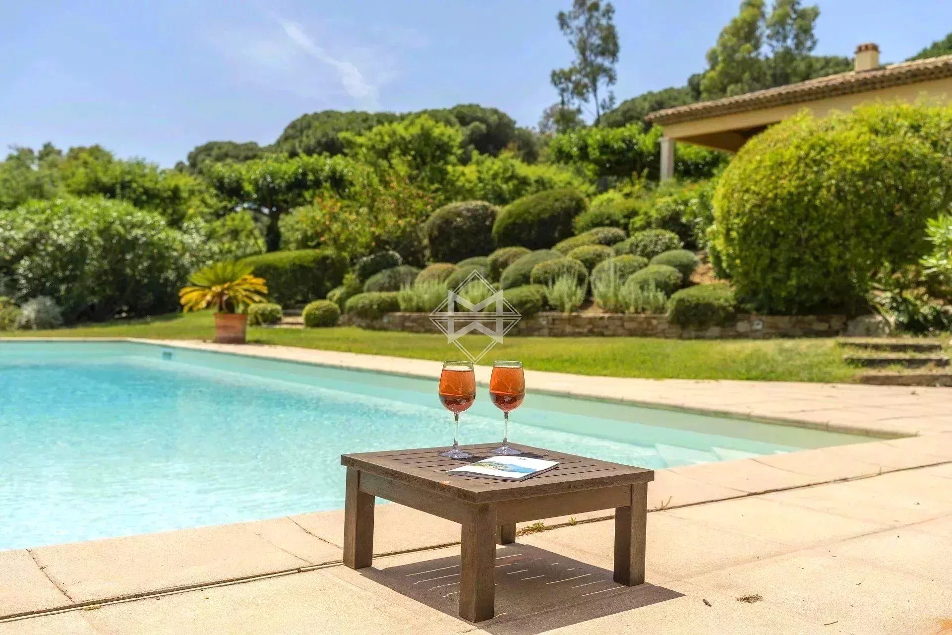 Maison à vendre, 283m², La Croix-Valmer