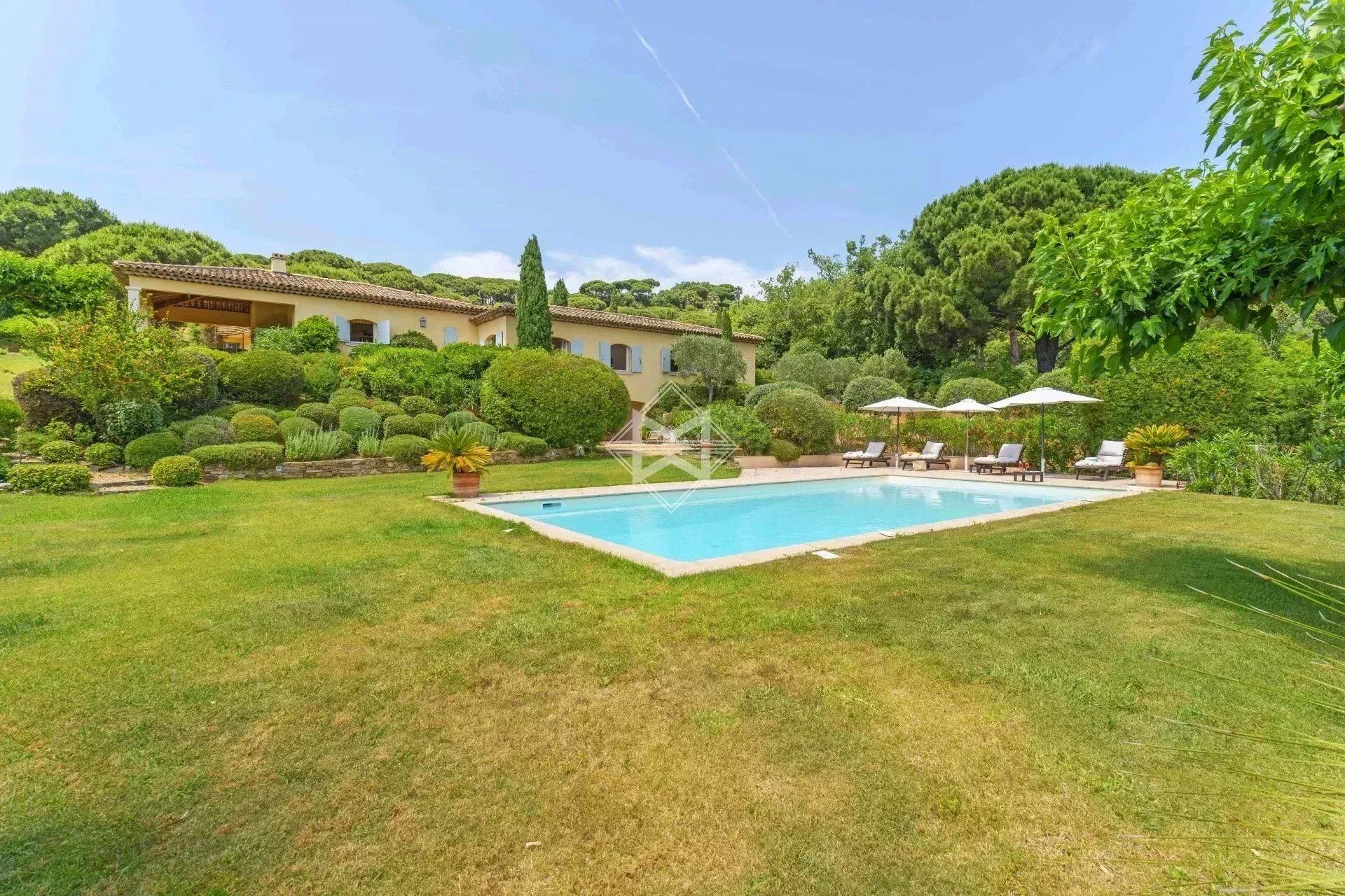 Maison à vendre, 283m², La Croix-Valmer