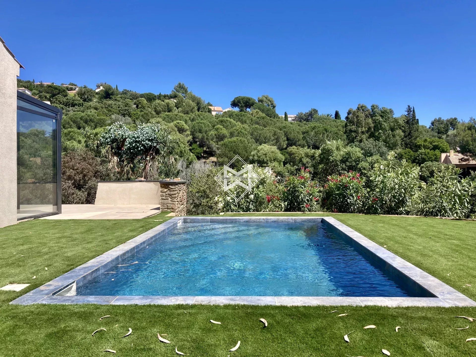 Maison à vendre, 176m², La Croix-Valmer