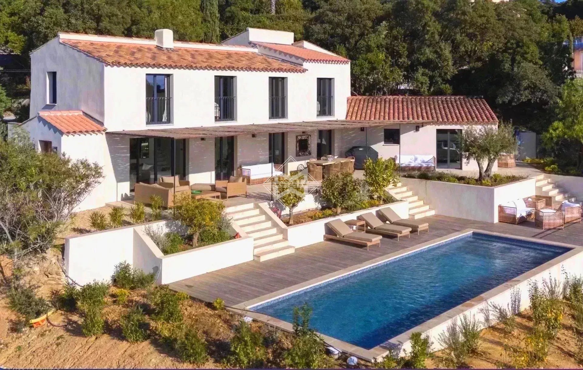 Maison à vendre, 200m², Cavalaire-sur-Mer