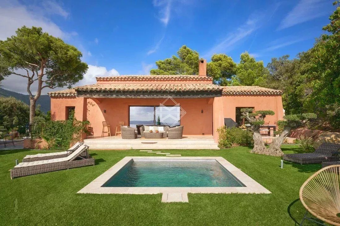 Maison à vendre, 210m², Le Lavandou