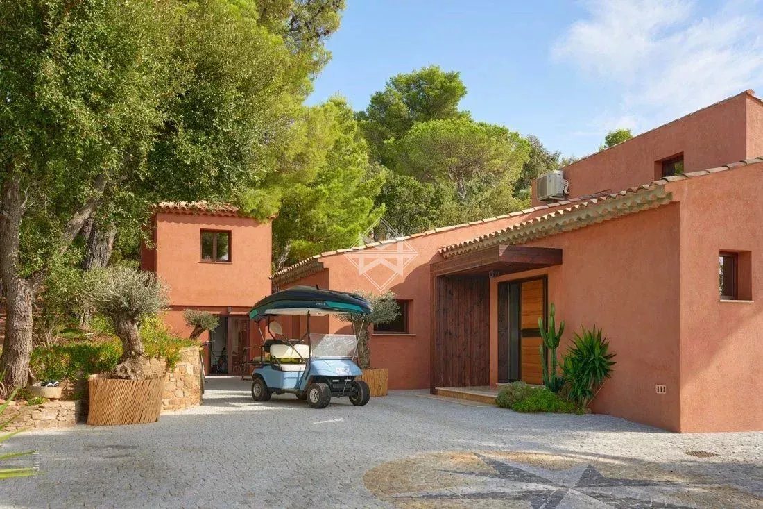 Maison à vendre, 210m², Le Lavandou